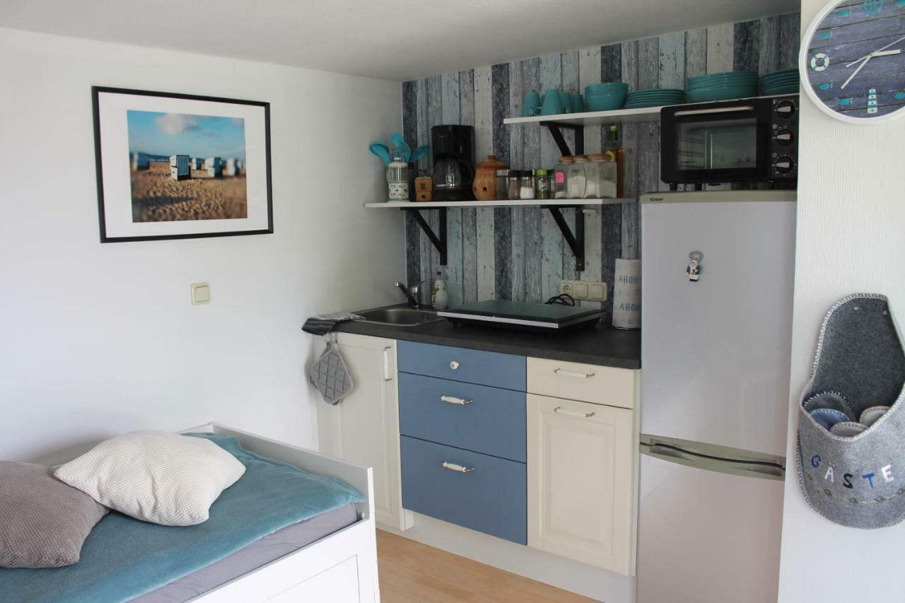 Lutzi'S Ferienwohnung รอสต็อค ภายนอก รูปภาพ