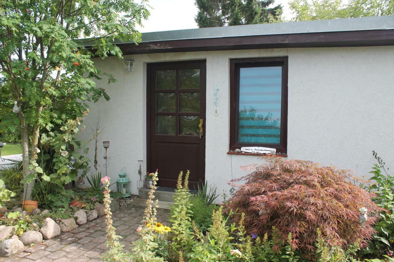 Lutzi'S Ferienwohnung รอสต็อค ภายนอก รูปภาพ